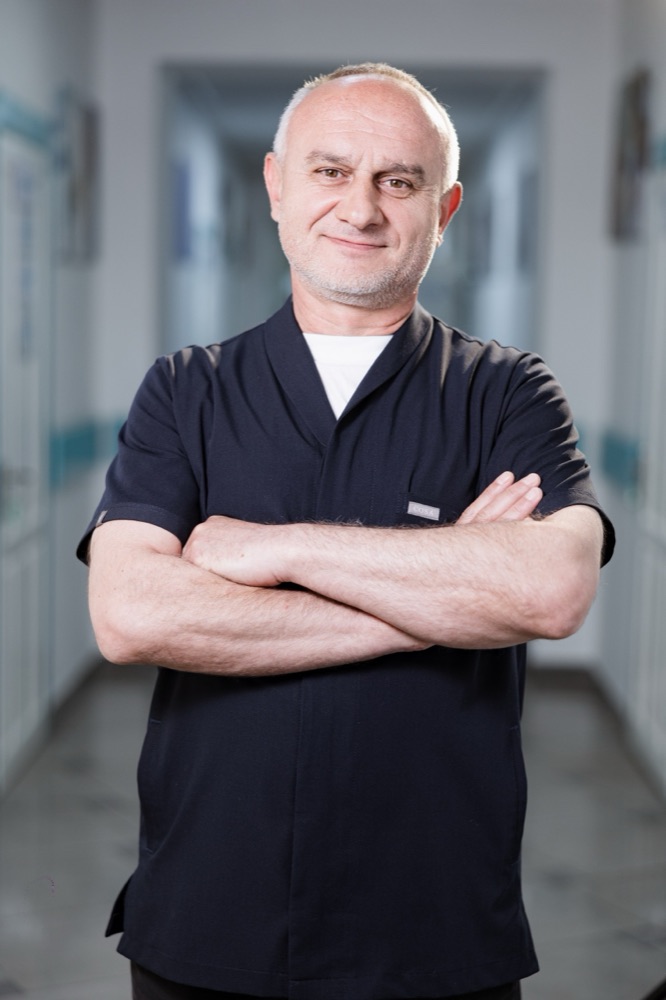 Мирзабеков Бахтияр Нурутинович